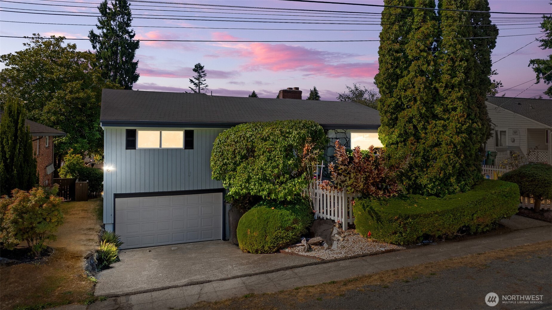 12225 Palatine Avenue N, Seattle, WA 98133