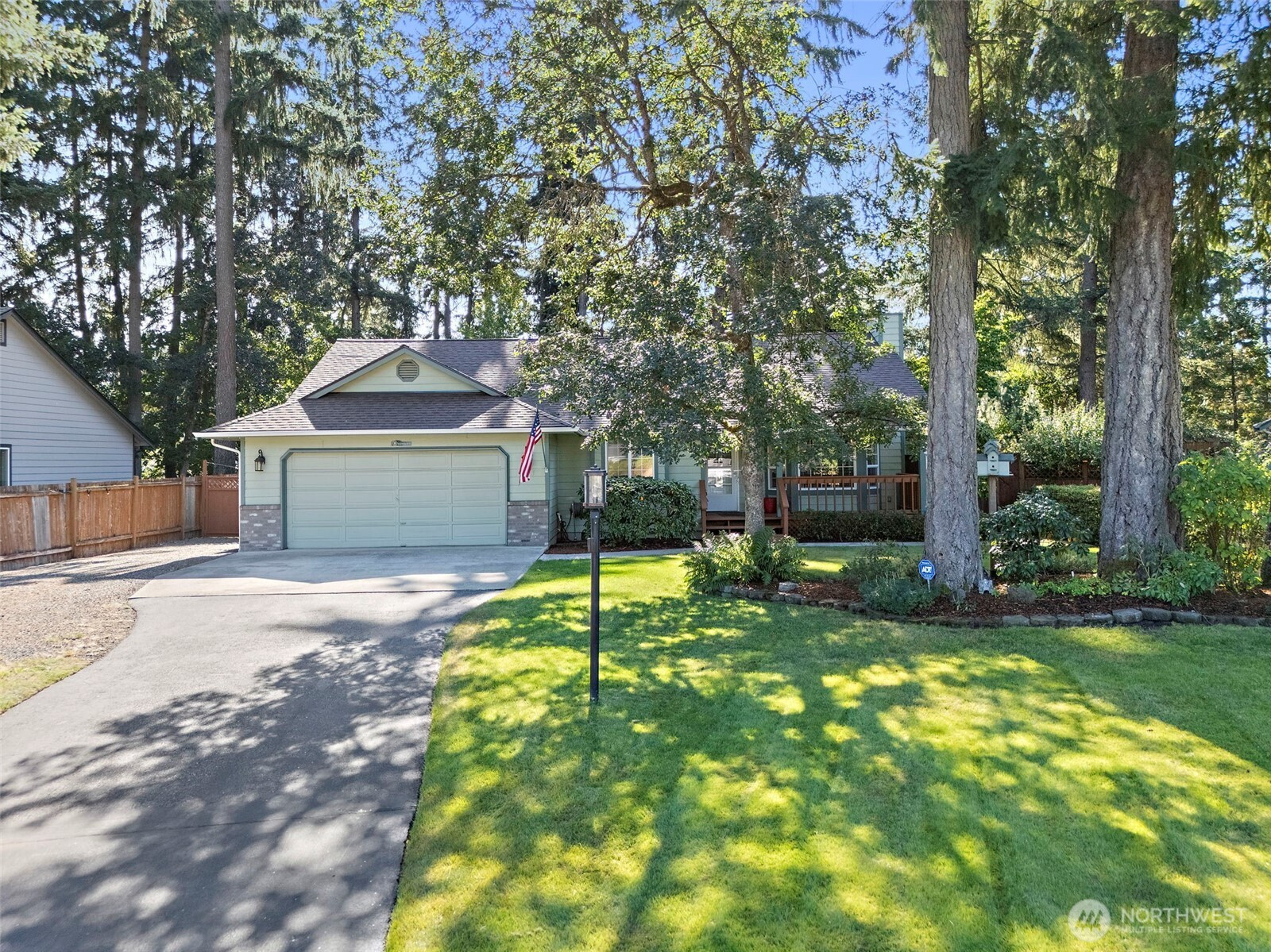 20527 16th Avenue Ct E, Spanaway, WA 98387