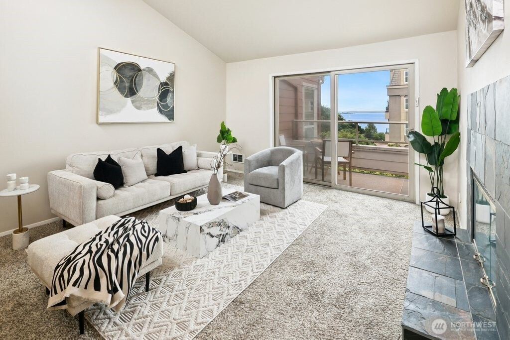 522 W Mercer Place, Seattle, WA 98119