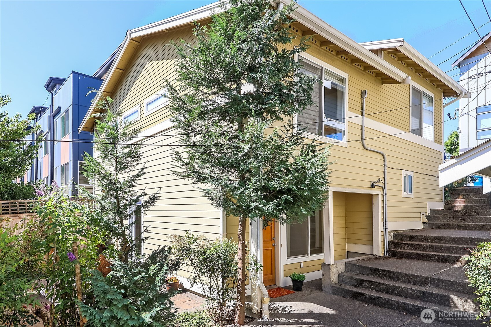 5909 40th Avenue SW, Seattle, WA 98136