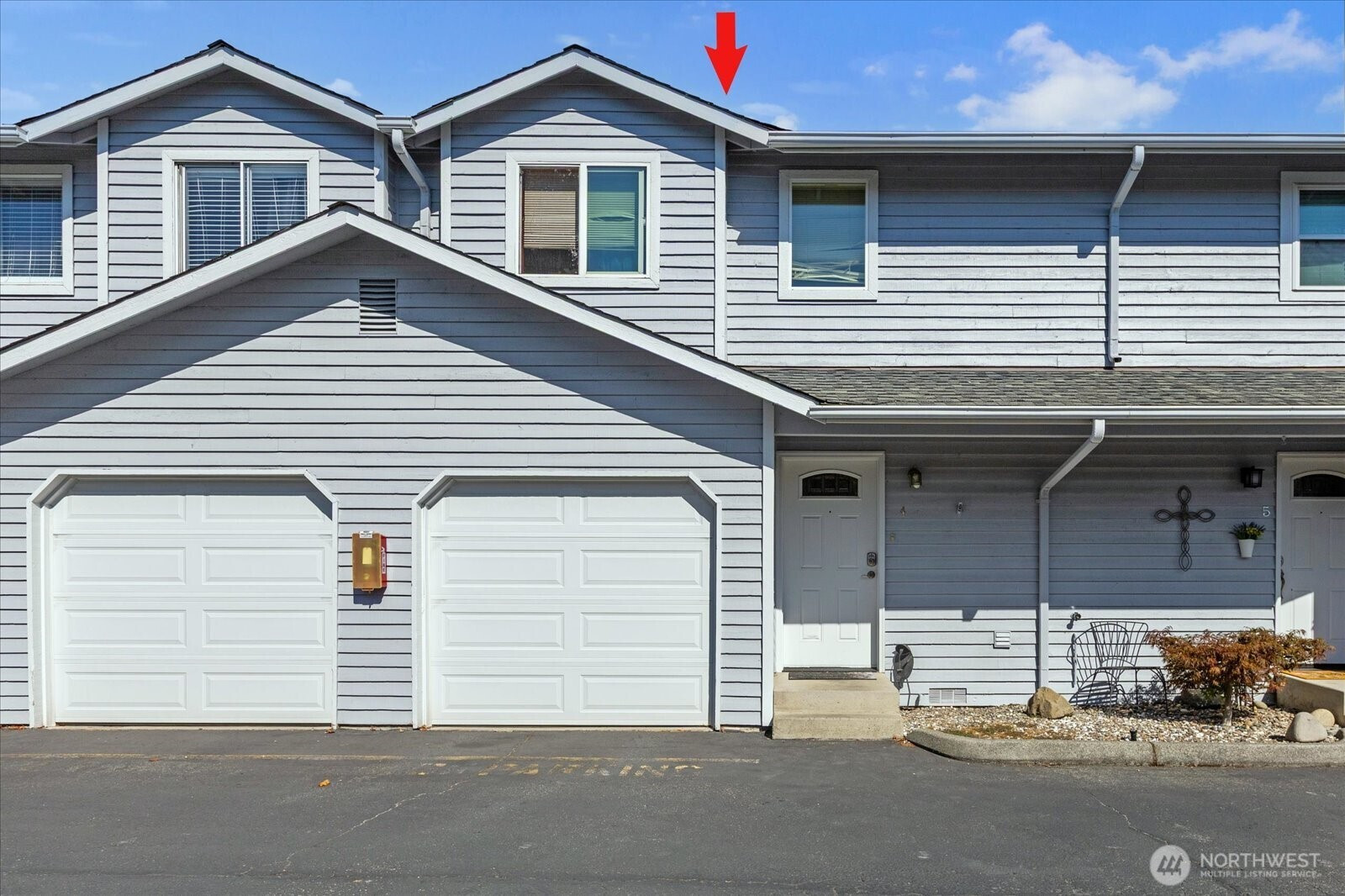 21225 76th Avenue W, Edmonds, WA 98026