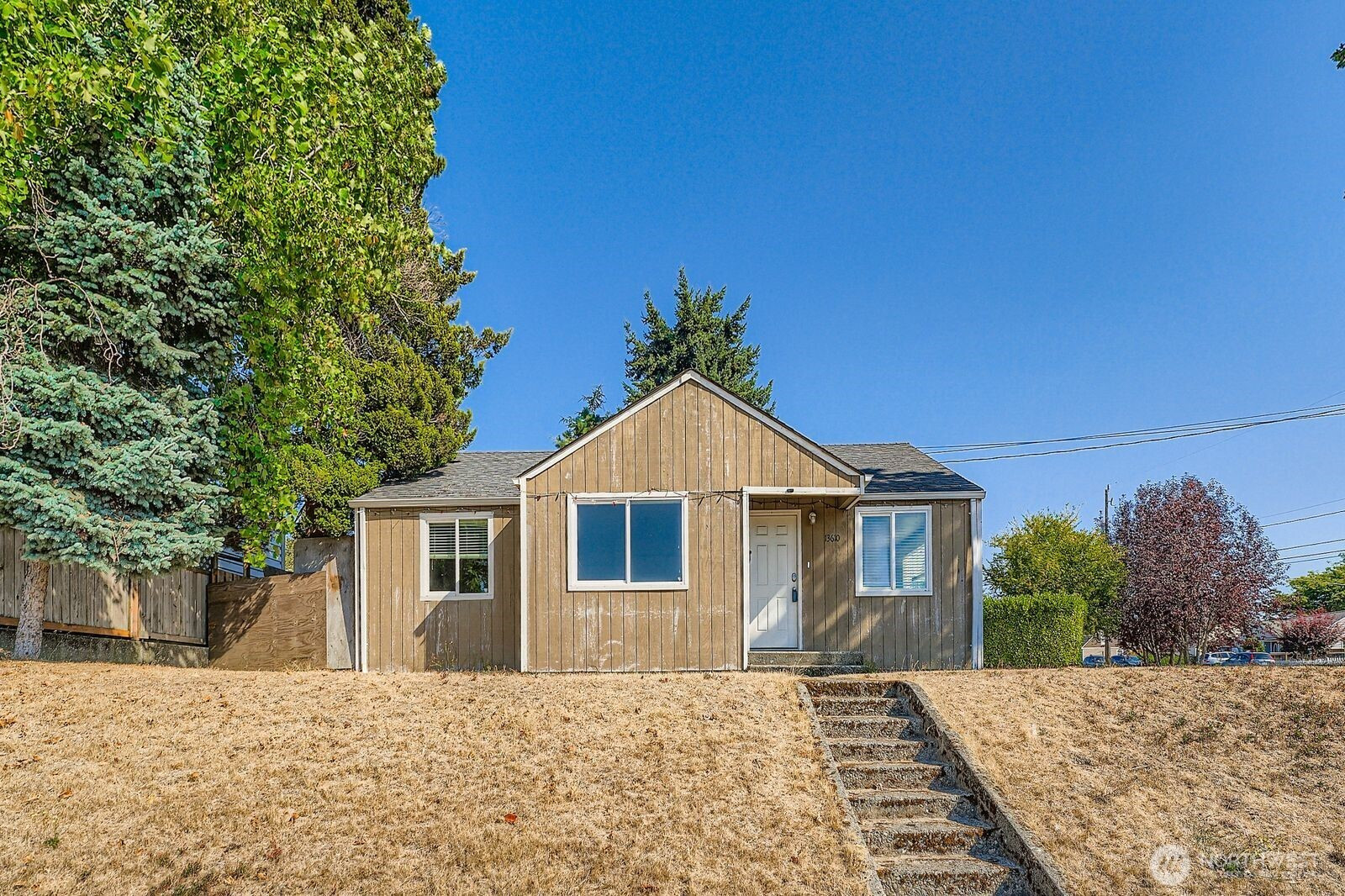 13610 8th Avenue SW, Burien, WA 98166