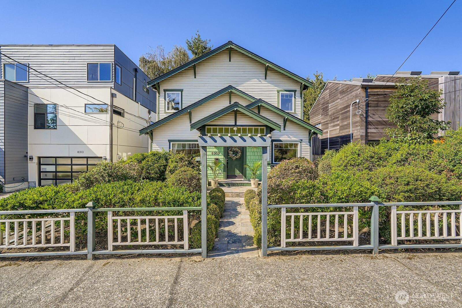 8309 California Avenue SW, Seattle, WA 98136