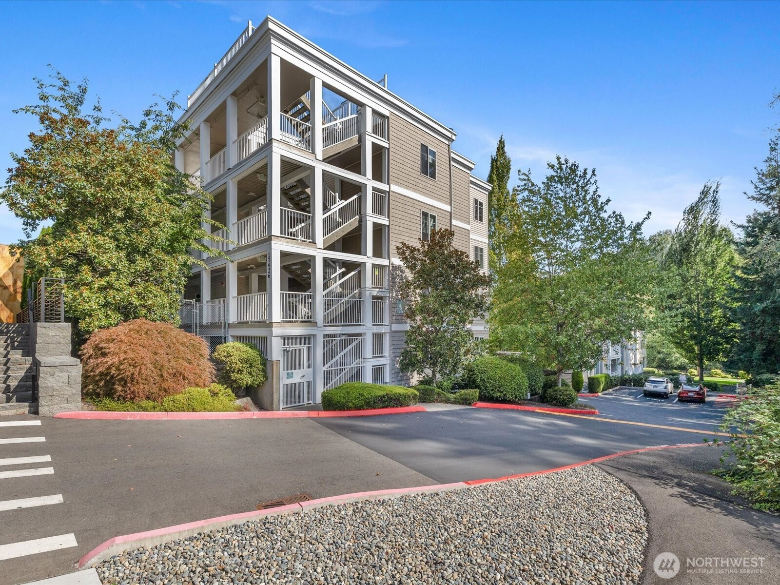 17426 Bothell Way NE, Bothell, WA 98011