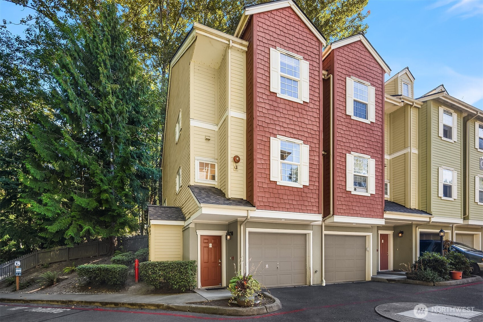1800 NE 40th Street, Renton, WA 98056