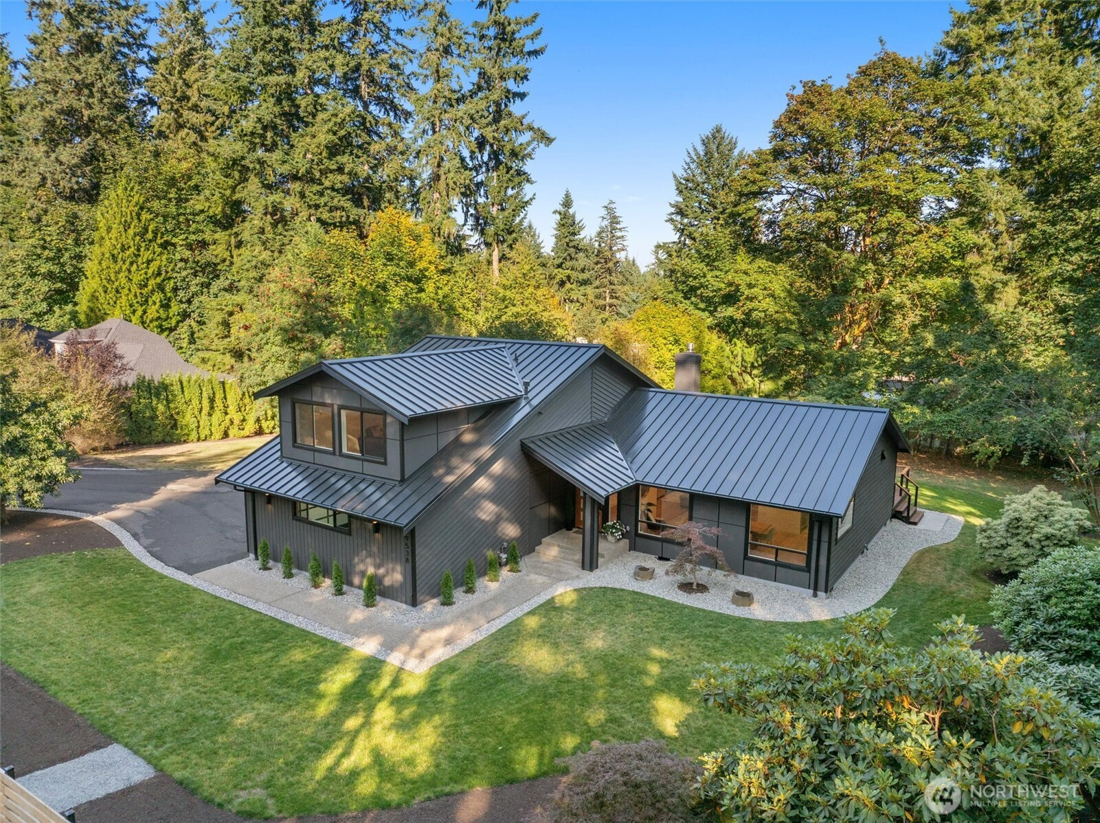 19538 158th Place NE, Woodinville, WA 98072