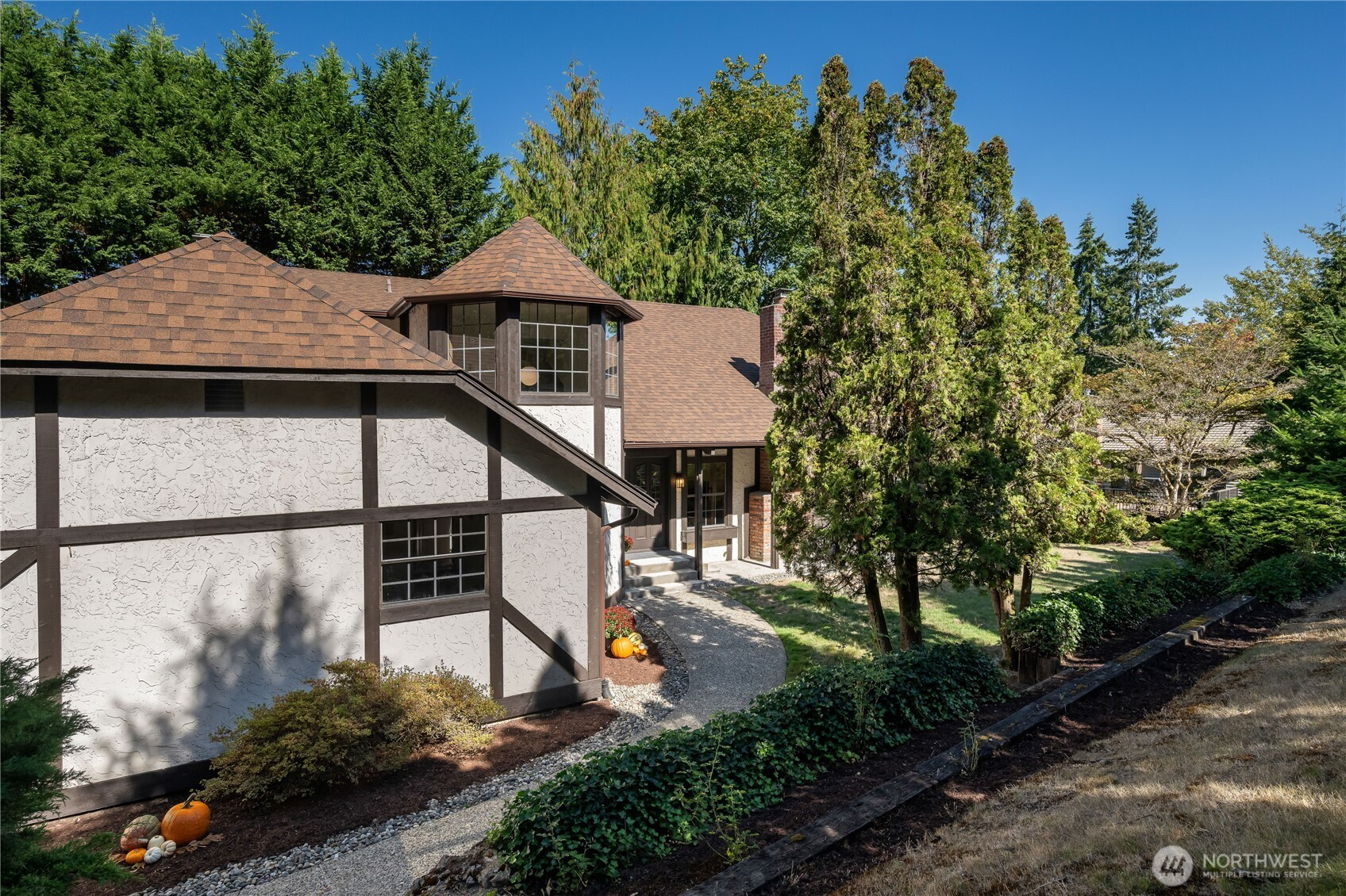 4631 Highland Drive, Bellevue, WA 98006