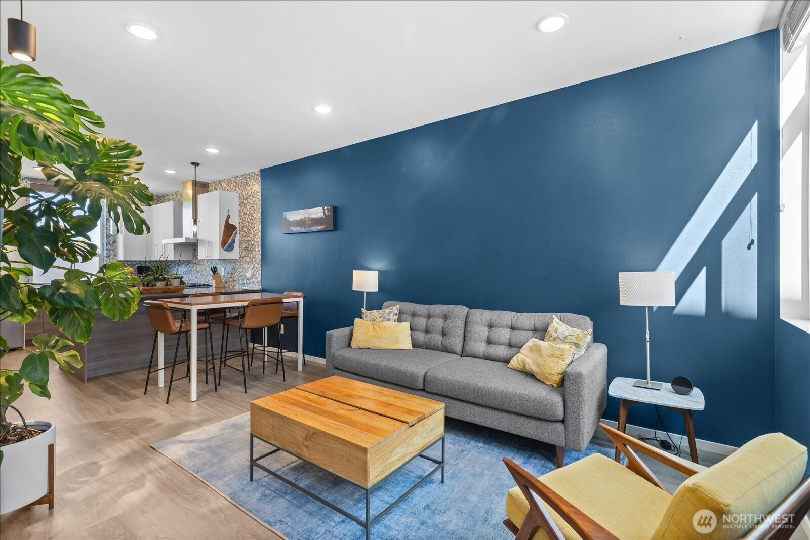 9211 15th Avenue SW, Seattle, WA 98106