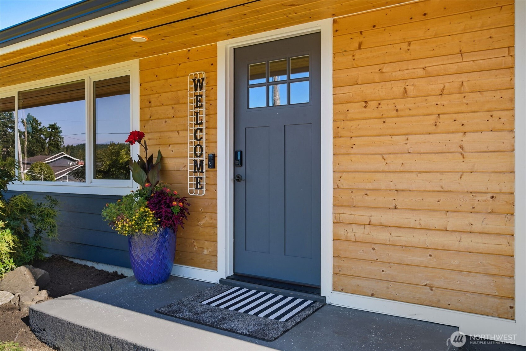 6516 Lake Drive, Bremerton, WA 98312