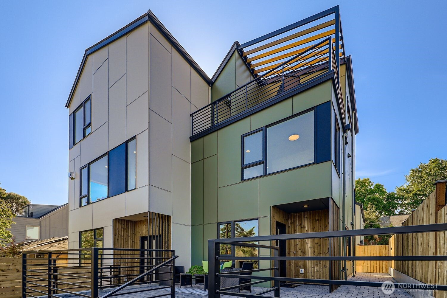 5717 35th Avenue NE, Seattle, WA 98105