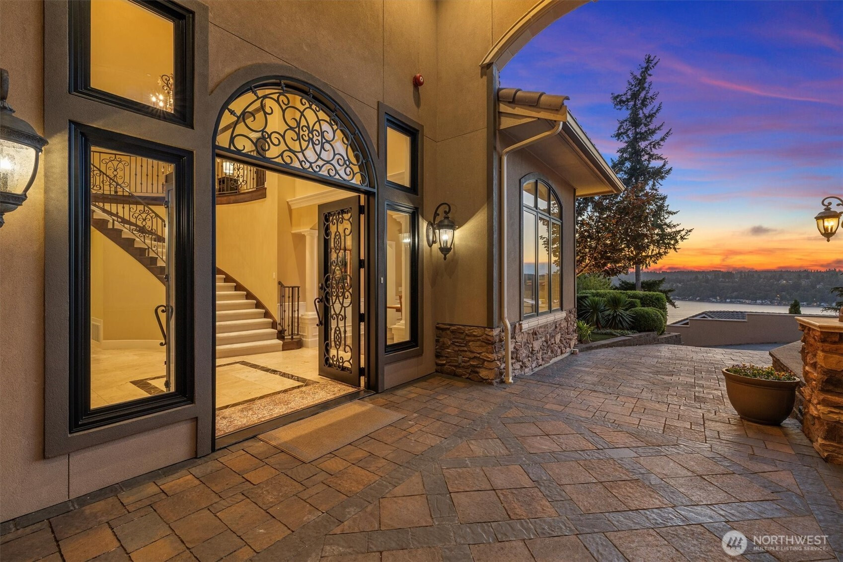20615 NE 16th Street, Sammamish, WA 98074