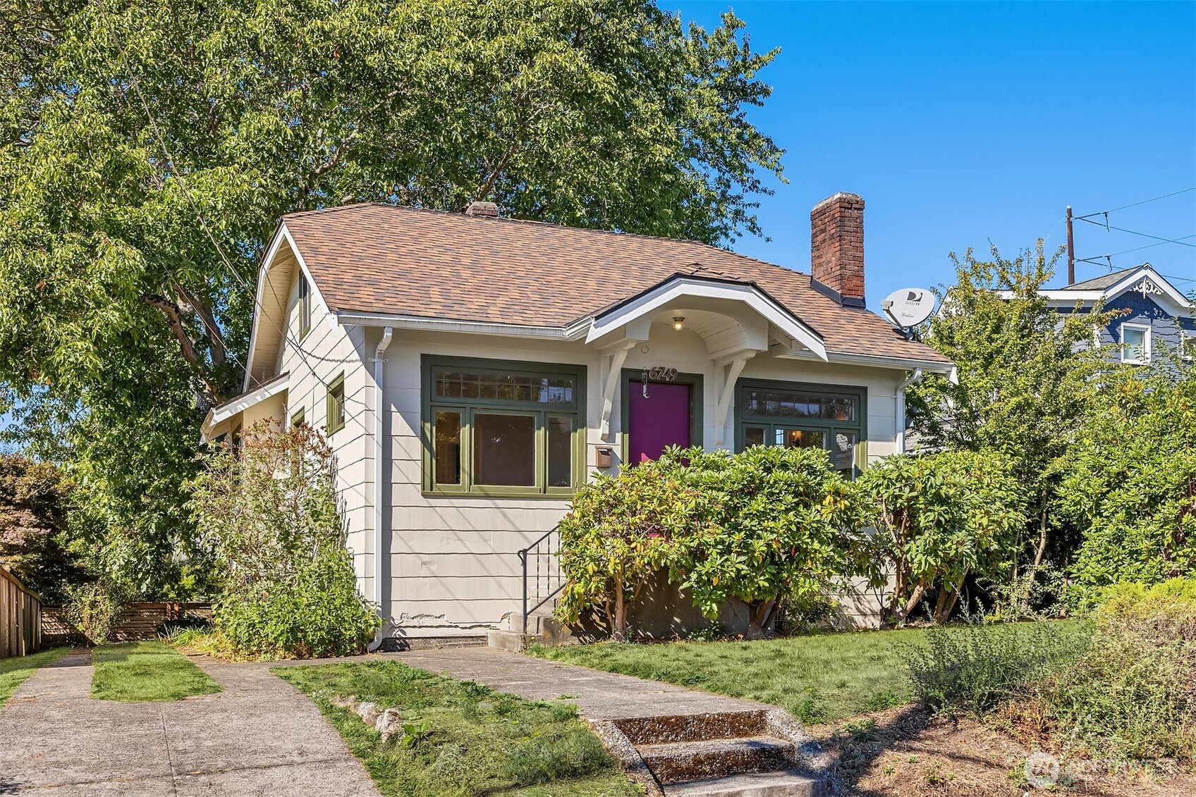 6749 10th Avenue NW, Seattle, WA 98117