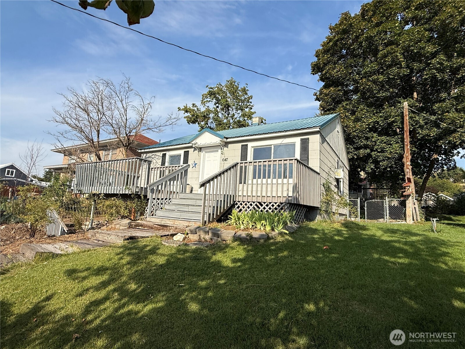 647 3rd Avenue N, Okanogan, WA 98840