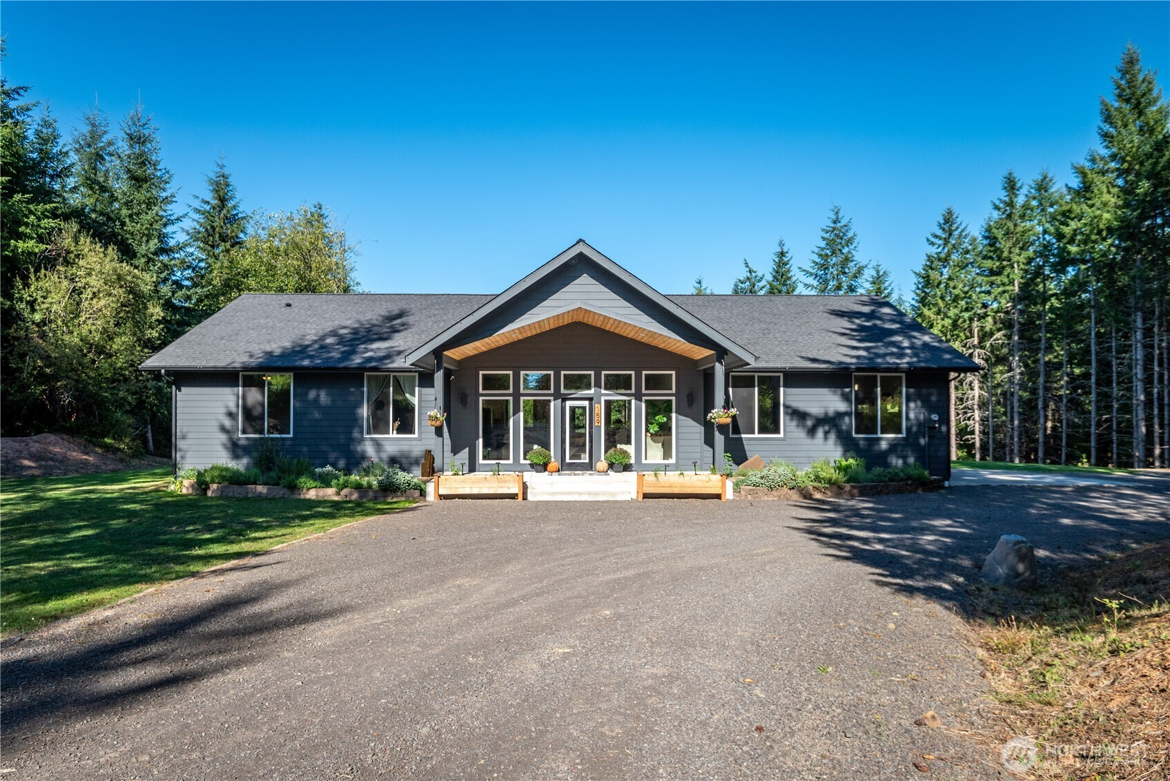159 Tiger Lily Drive, Castle Rock, WA 98611