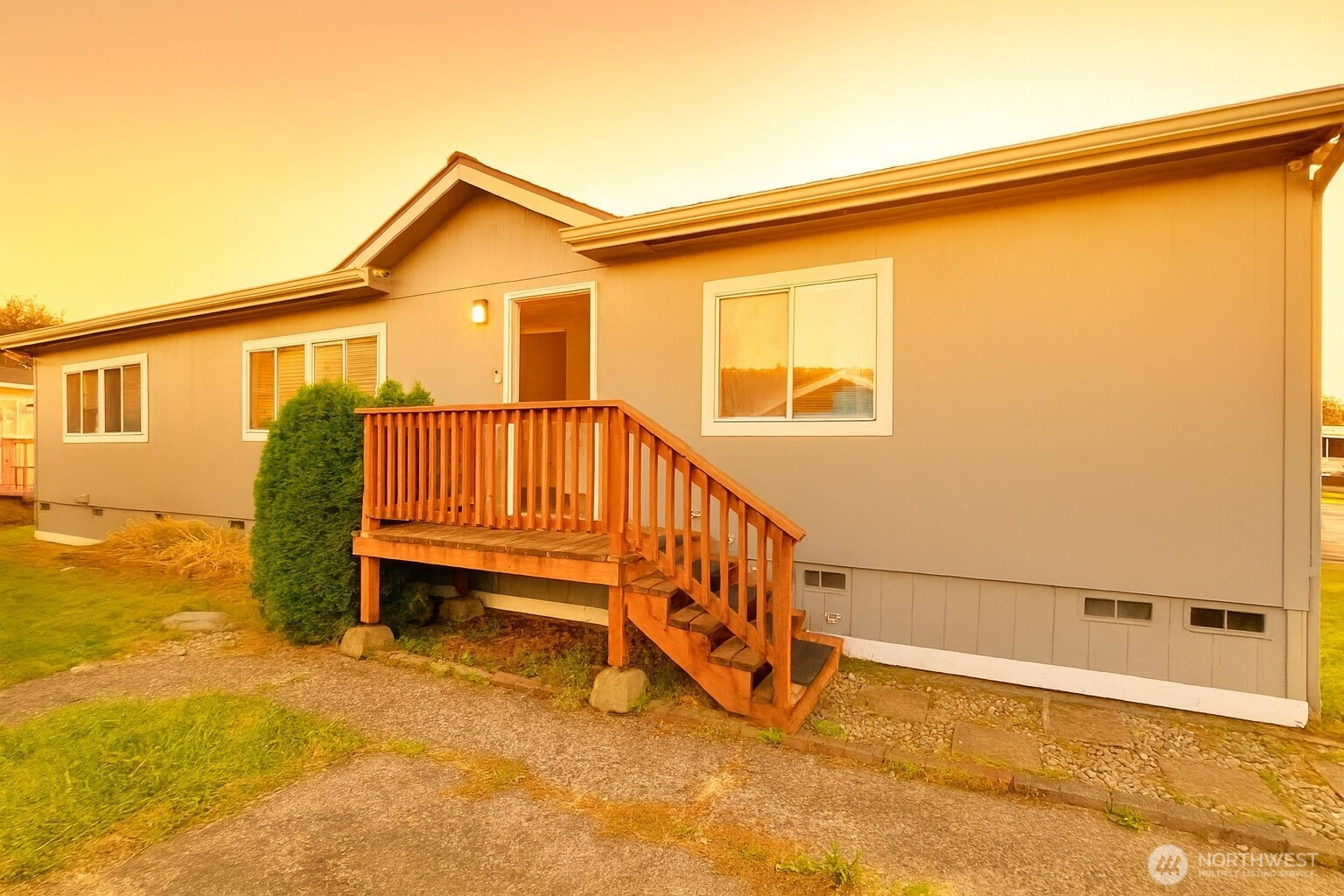 210 37th Street SE, Auburn, WA 98002
