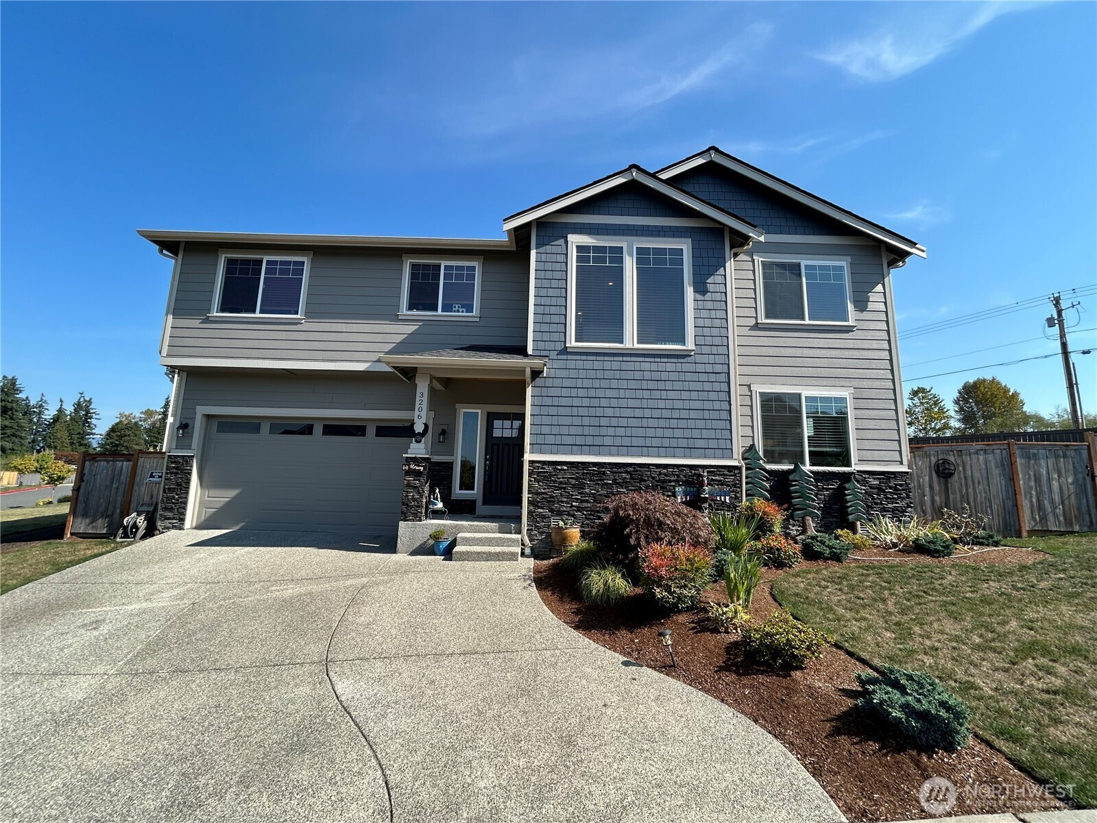 3206 N 28th Street, Mount Vernon, WA 98273