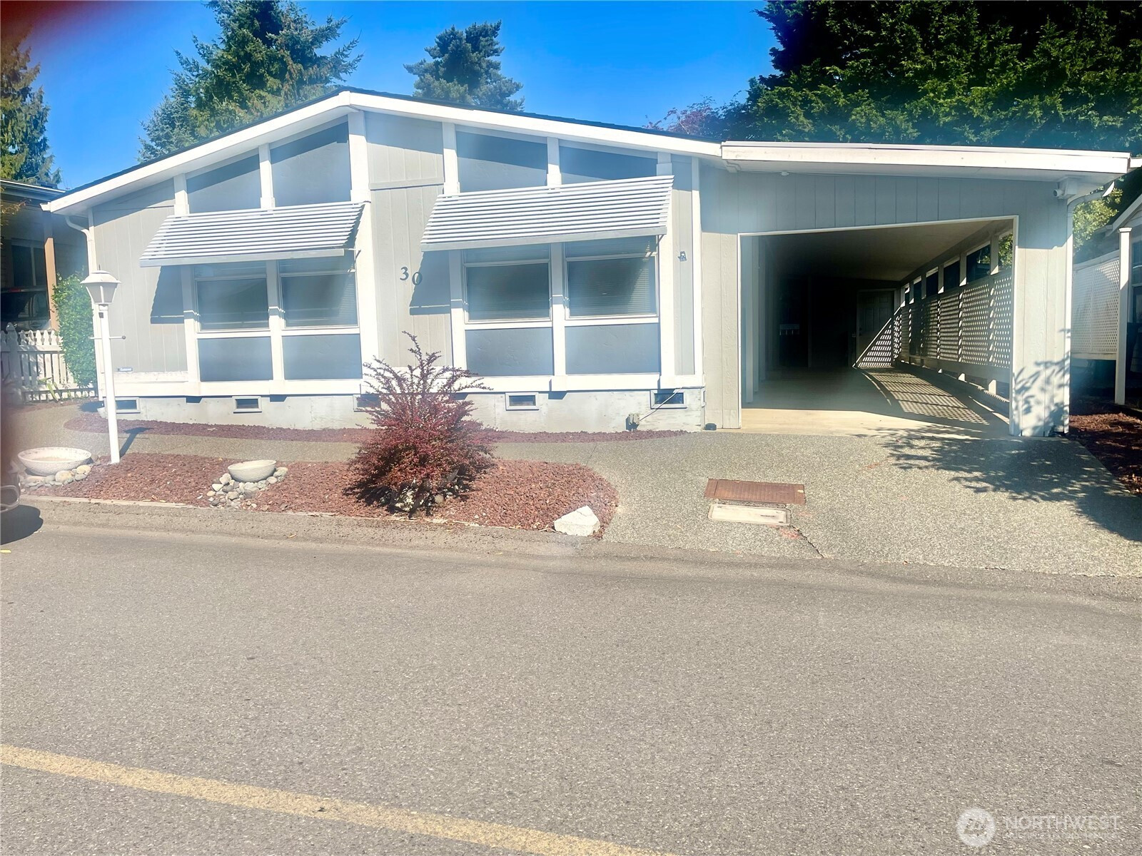 32820 S 20th Street S, Federal Way, WA 98003