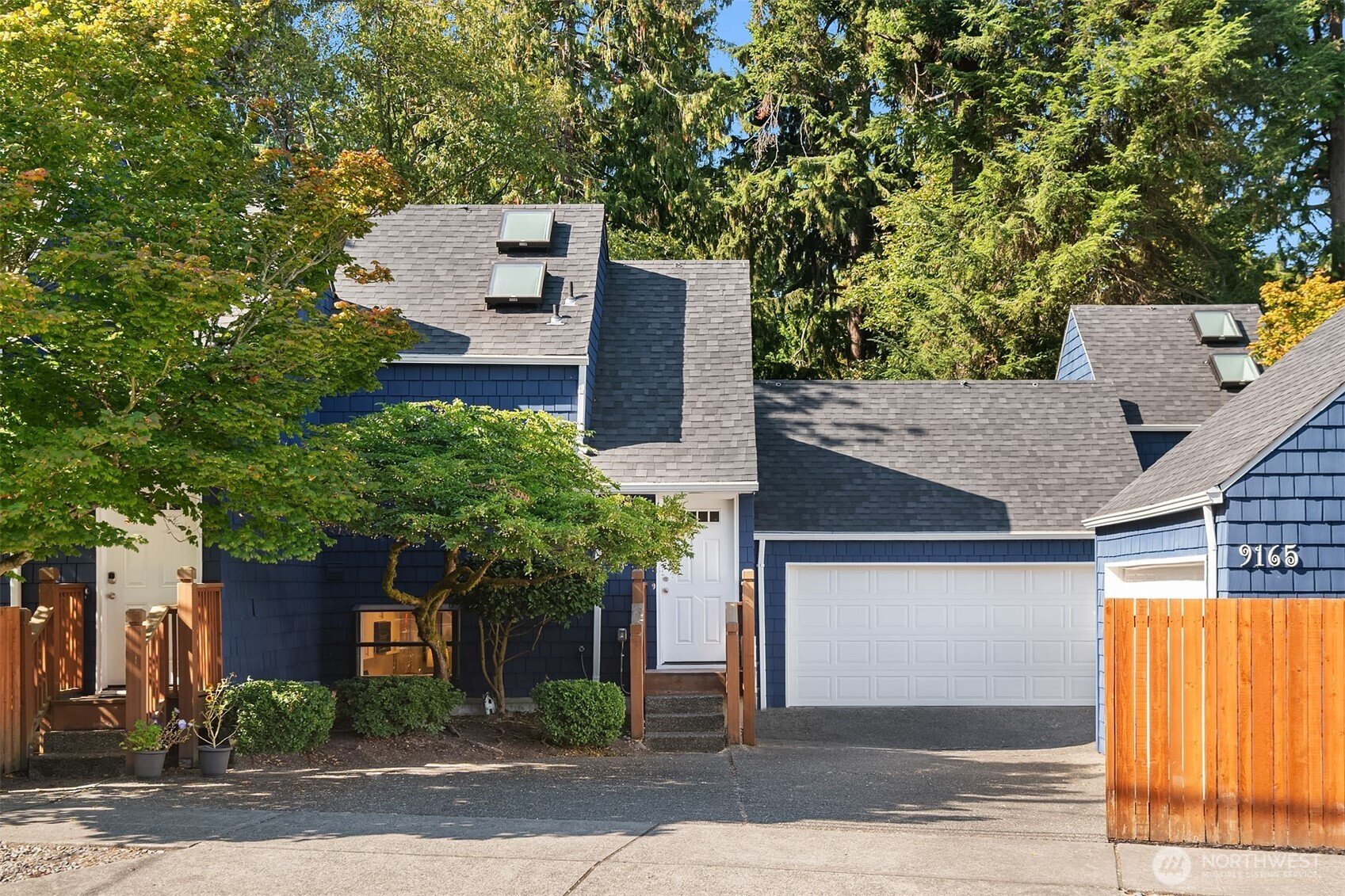9165 45th Avenue SW, Seattle, WA 98136