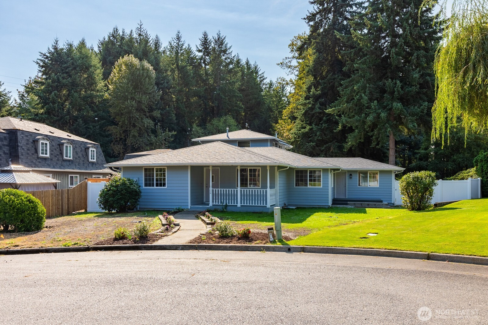 106 Holly Court, Fircrest, WA 98466