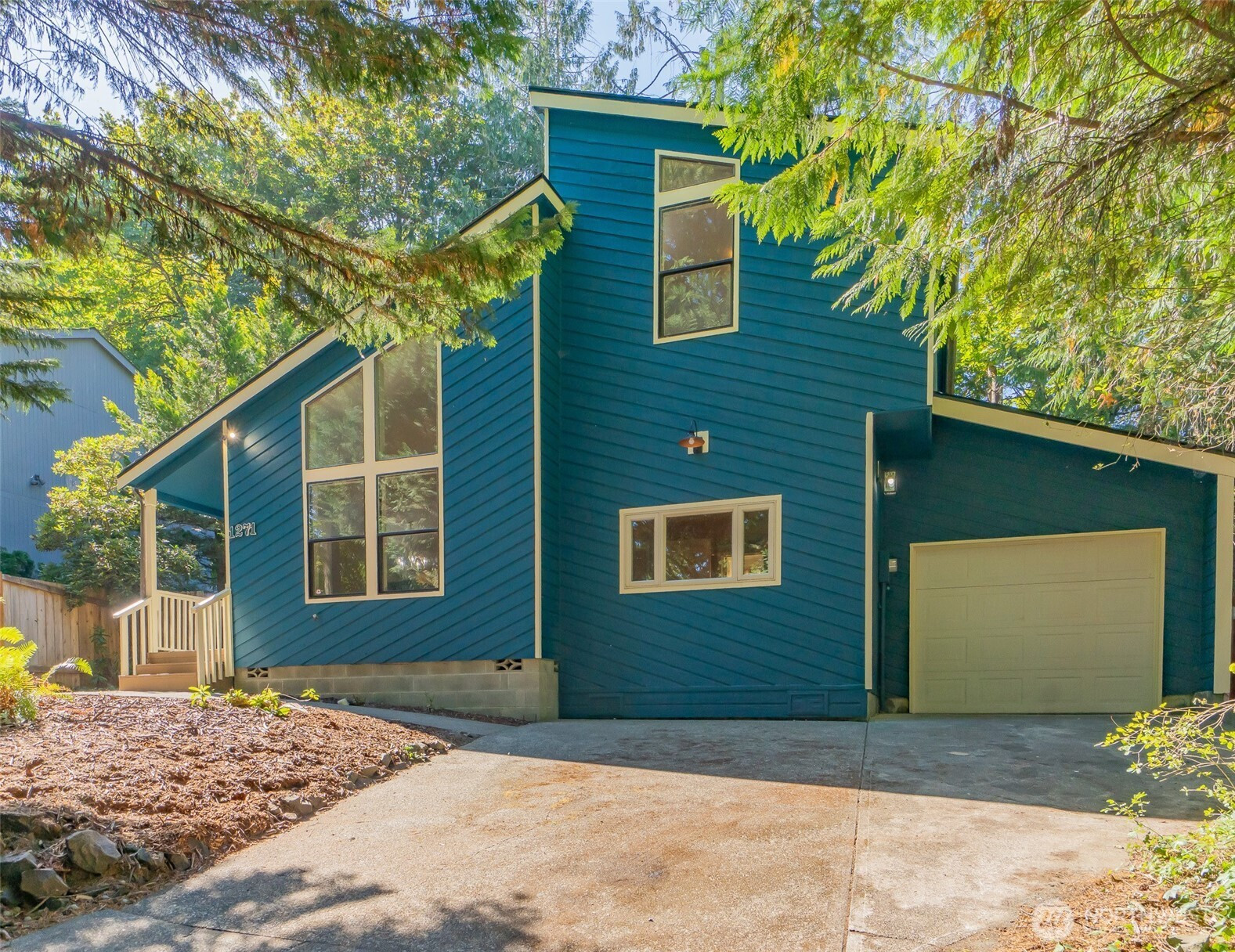 1271 Bay Lp SW, Tumwater, WA 98512