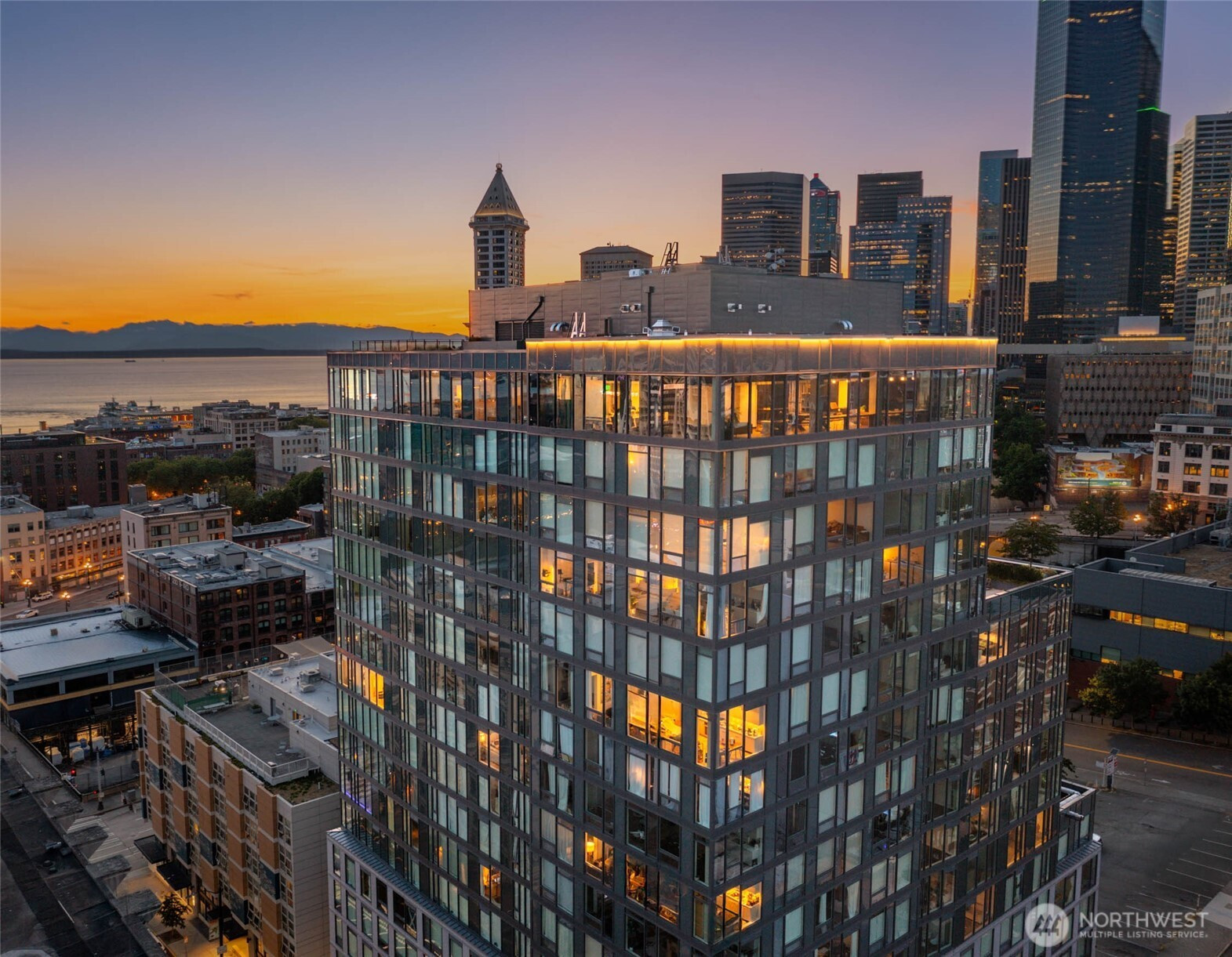 450 S Main St, Seattle, WA 98104