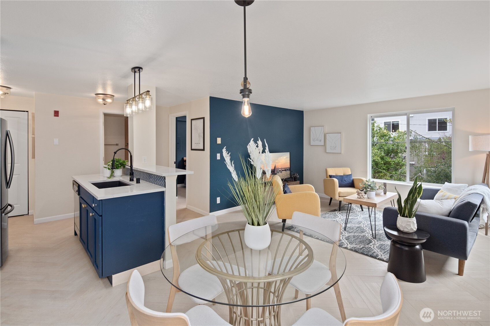 300 10th Avenue, Seattle, WA 98122