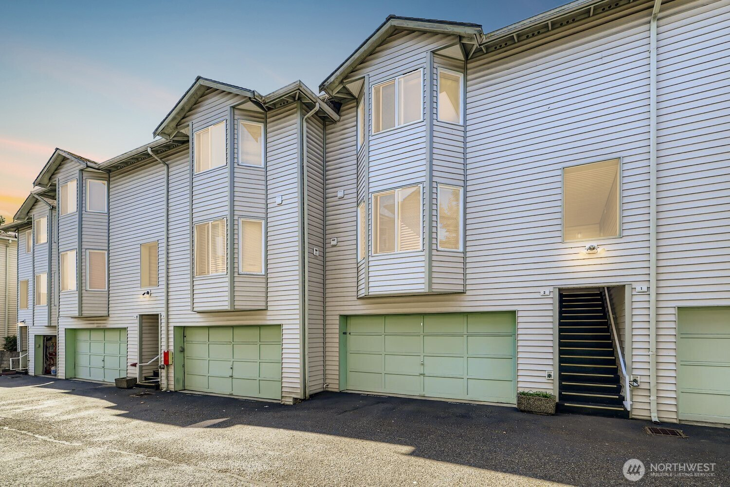 10 E Casino Road, Everett, WA 98208