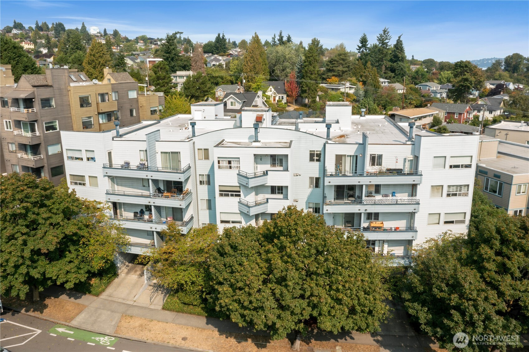 3230 SW Avalon Way, Seattle, WA 98126