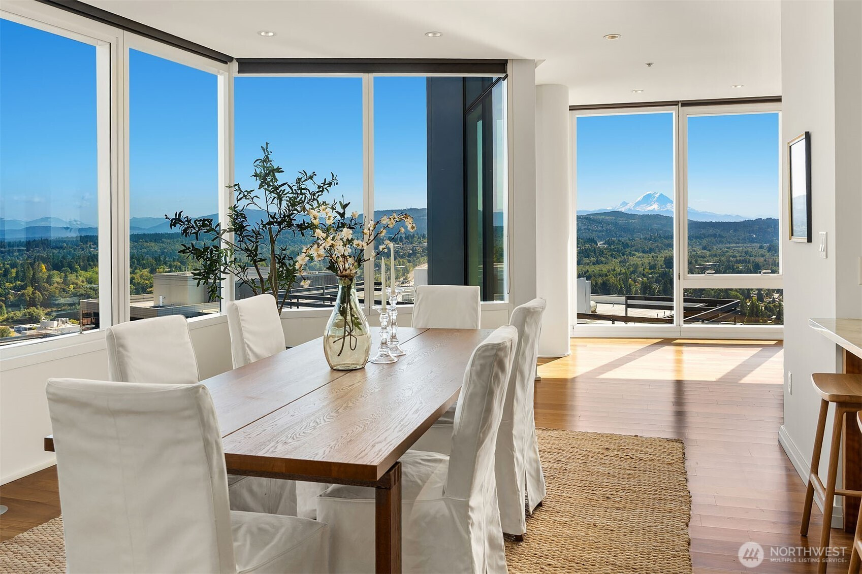 10700 NE 4th Street, Bellevue, WA 98004