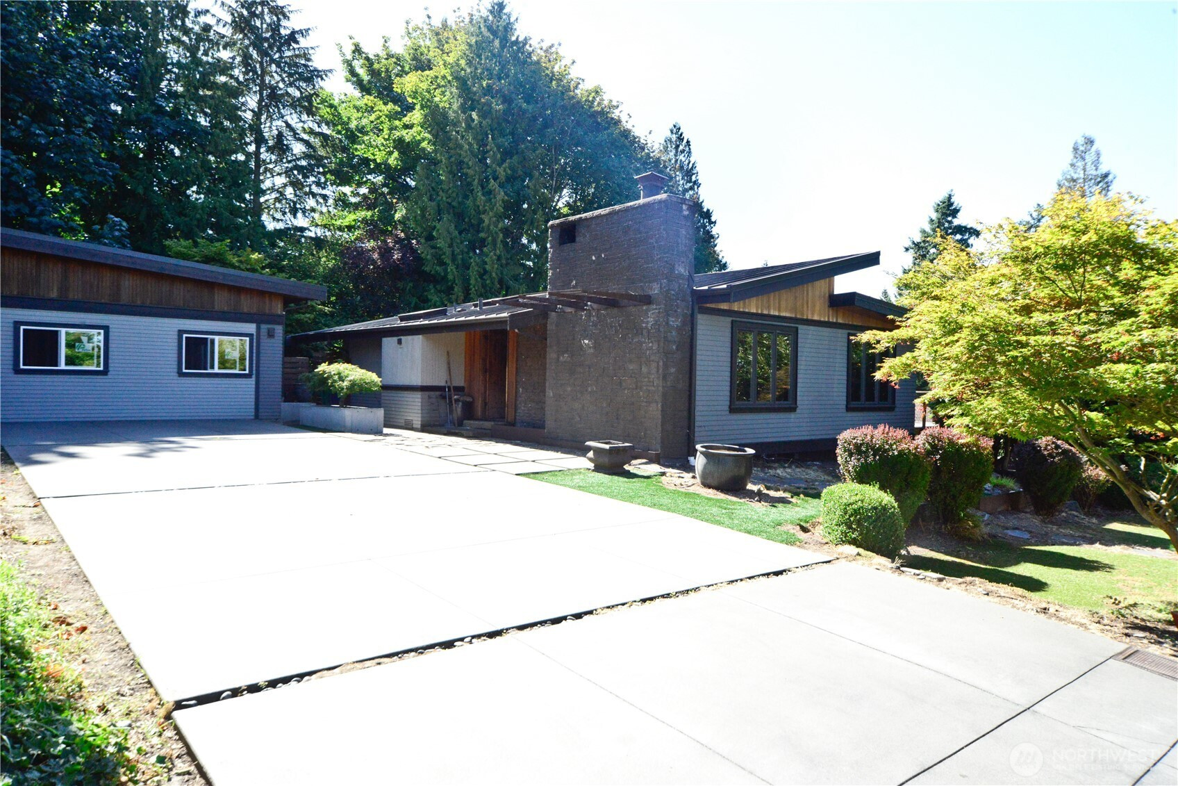 11809 NE 74th Street, Kirkland, WA 98033