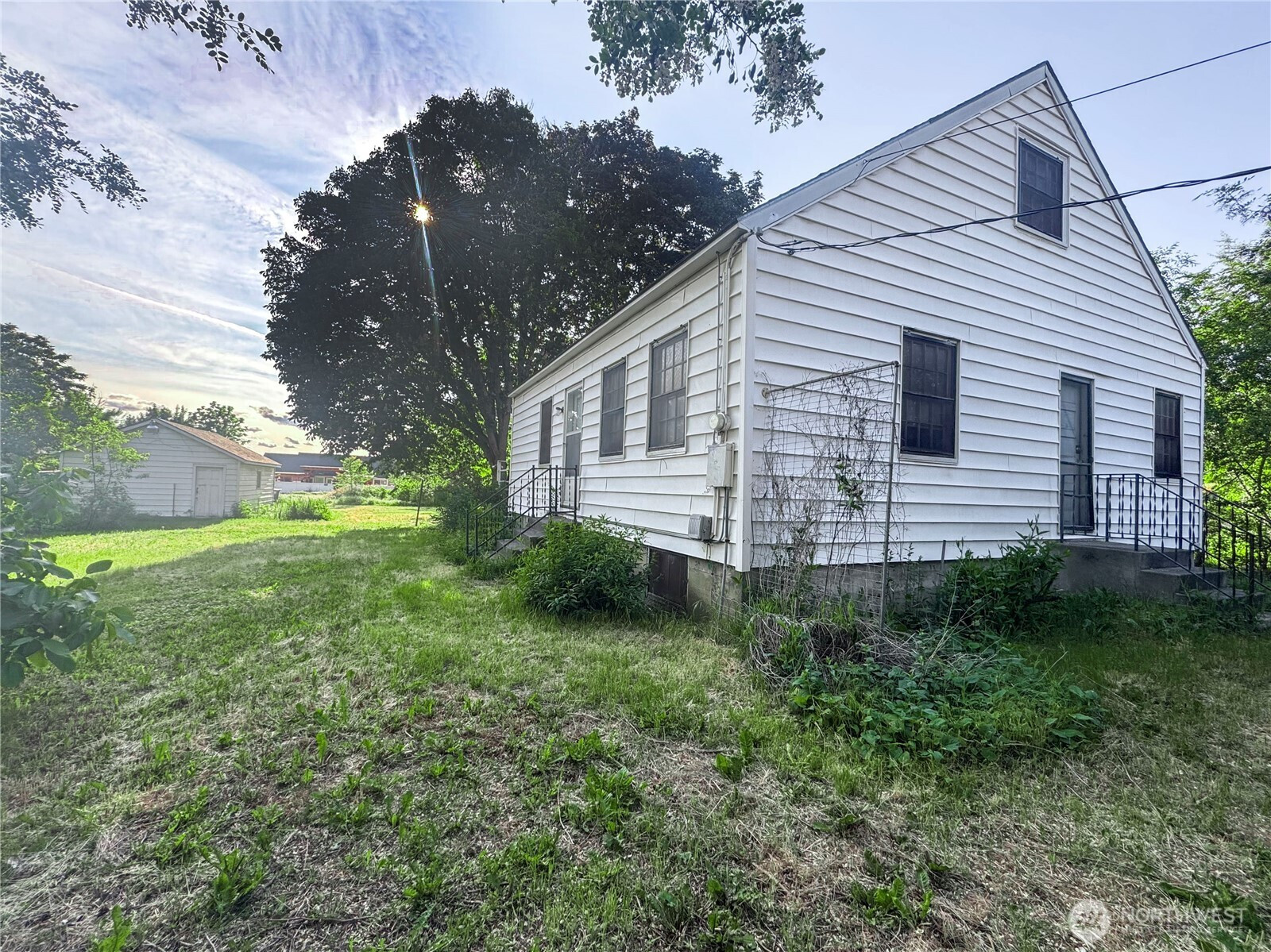 40 NW B Street, College Place, WA 99324