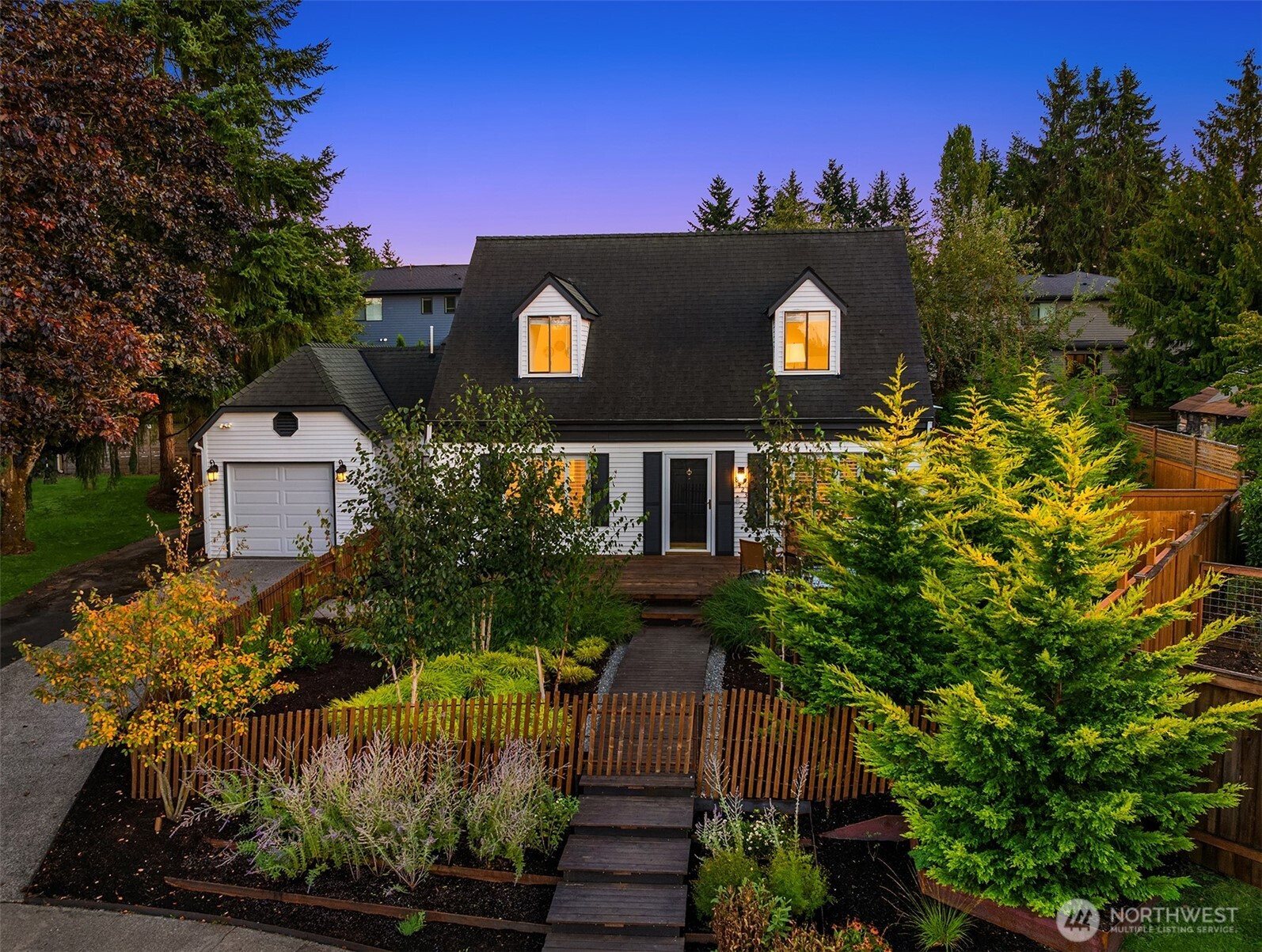 8423 NE 131st Place, Kirkland, WA 98034