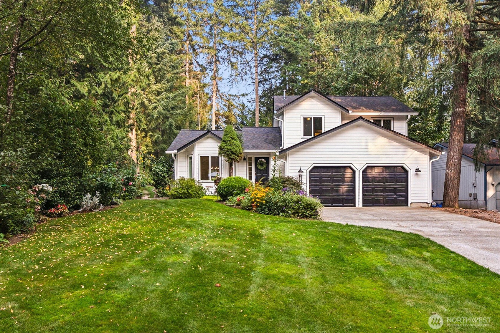 8708 Laguna Drive SW, Olympia, WA 98512