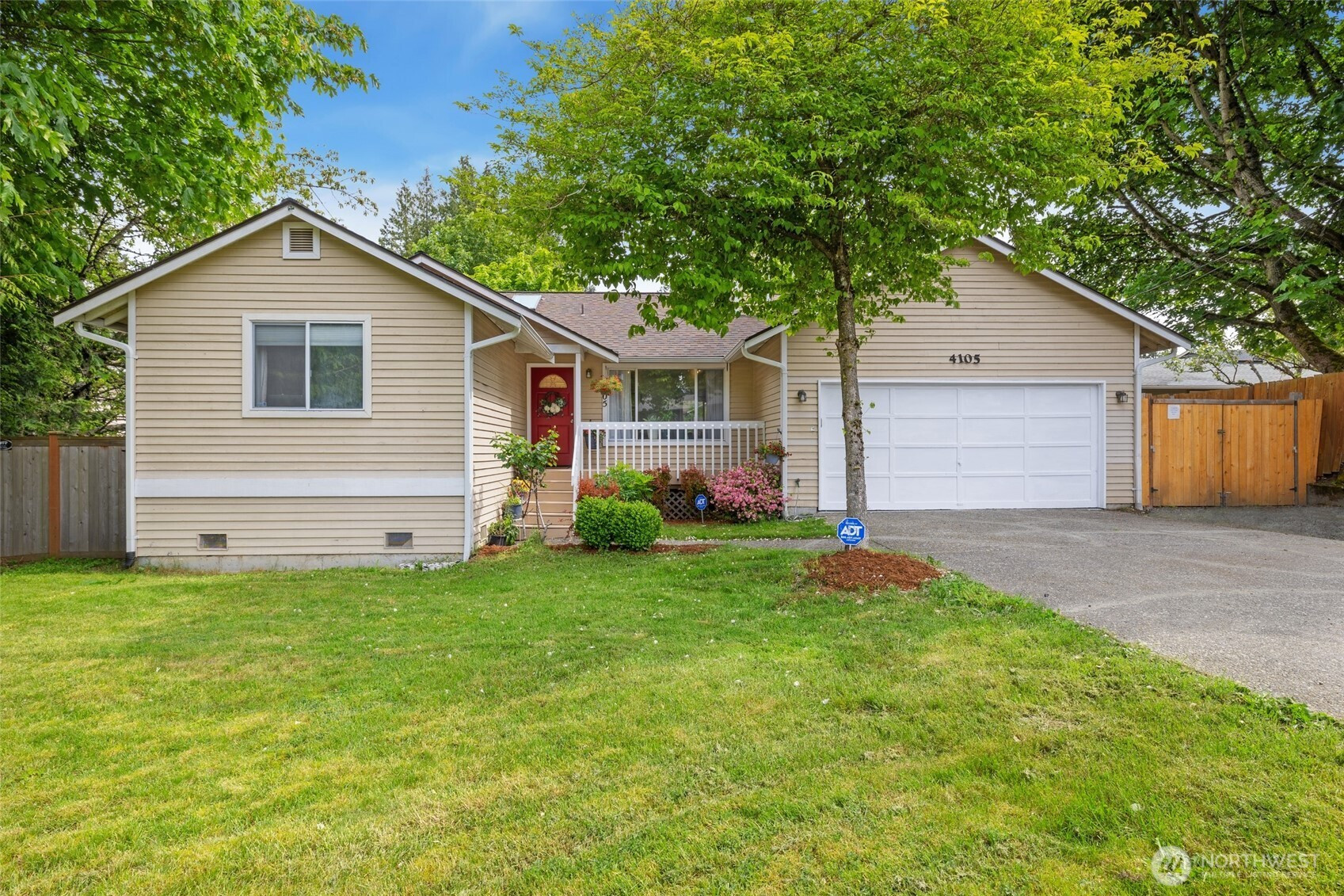 4105 Lincoln Way, Lynnwood, WA 98087