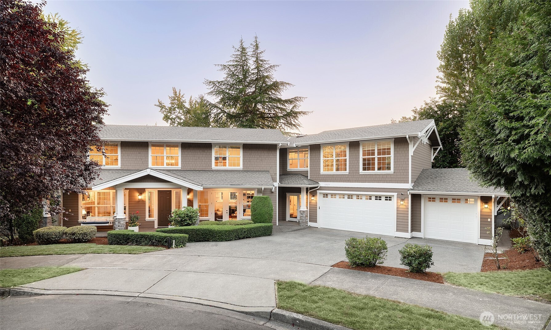 10829 101st Place NE, Kirkland, WA 98033