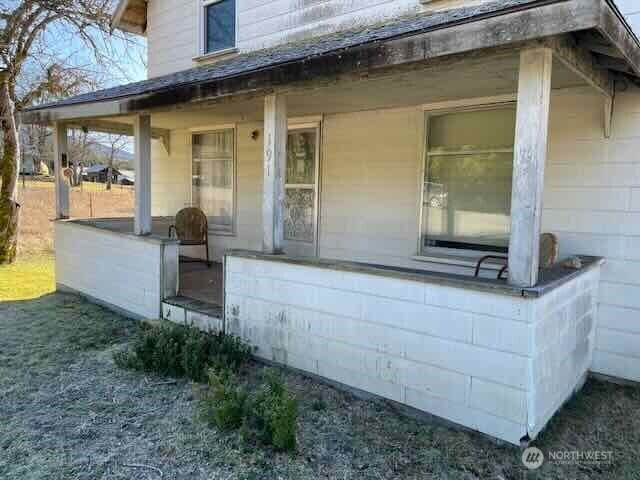 191 Mineral Road N, Mineral, WA 98355