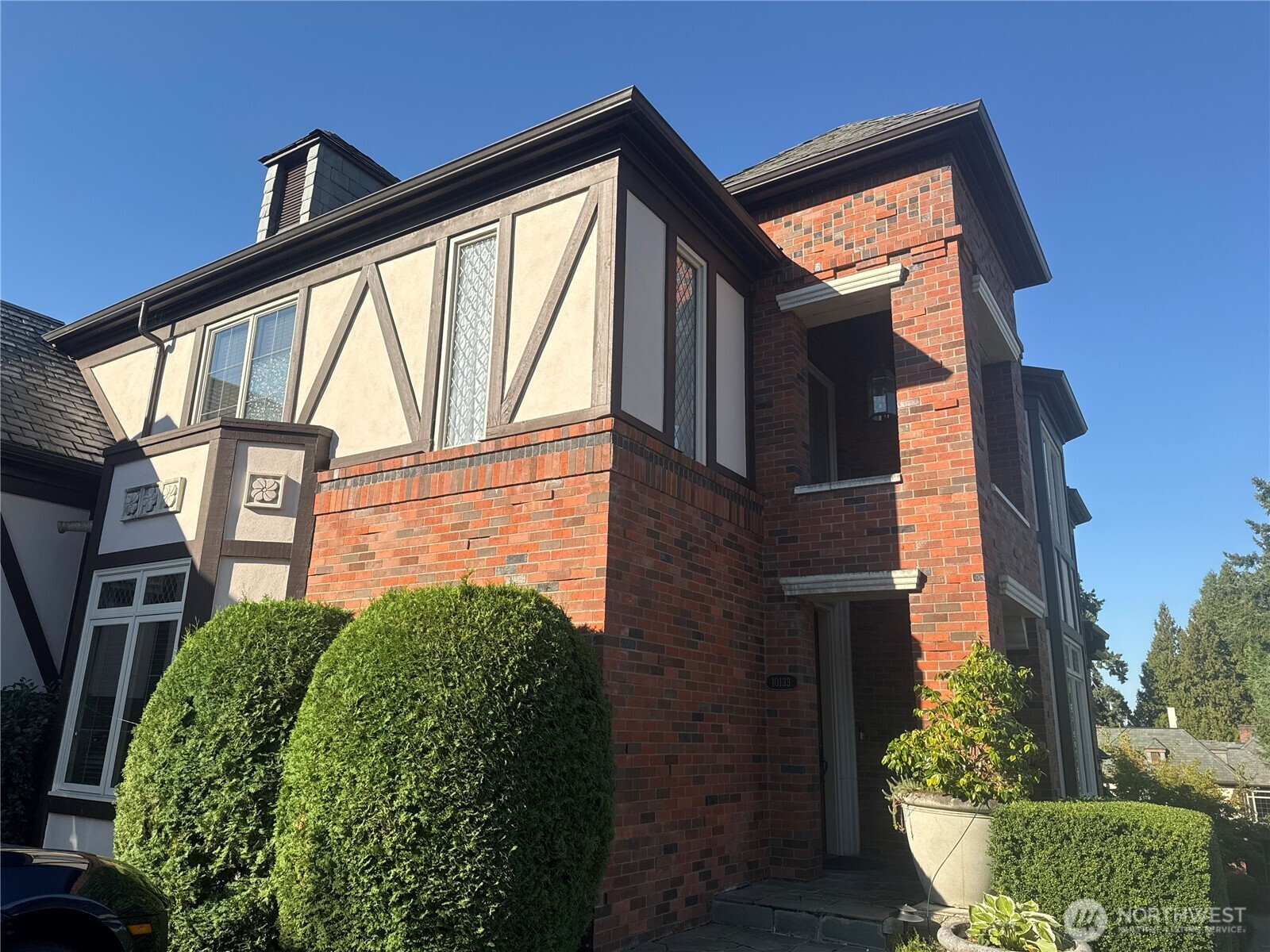 10133 NE 66th Lane, Kirkland, WA 98003
