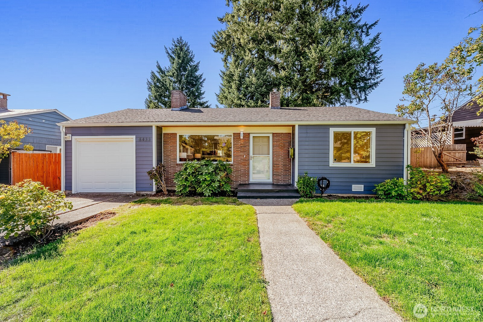 8433 34th Avenue SW, Seattle, WA 98126