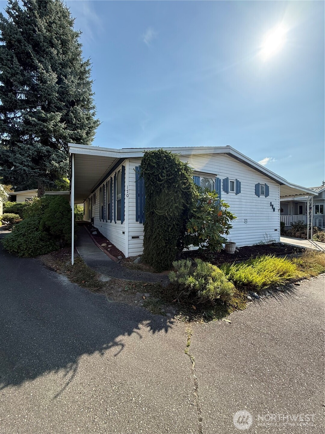 2500 S 370th Street, Federal Way, WA 98003