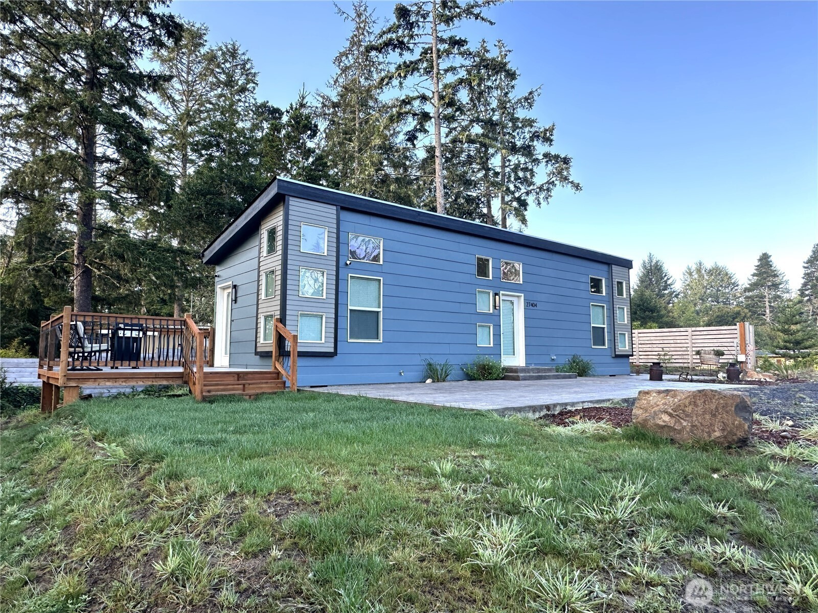 27404 U St, Ocean Park, WA 98640