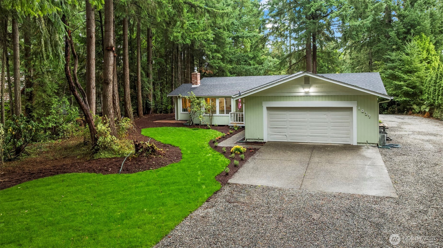 1037 9th Avenue, Fox Island, WA 98333