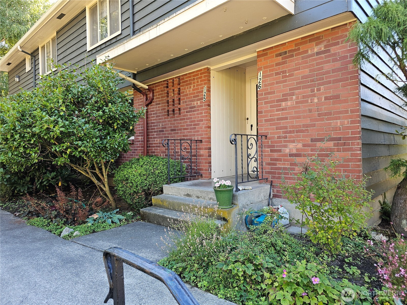 901 S Forest Street, Bellingham, WA 98225