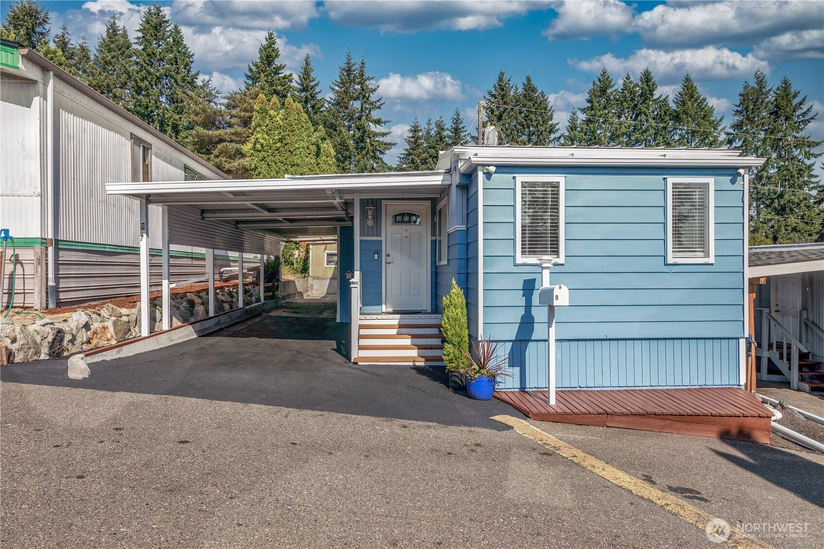 23708 Locust Way, Bothell, WA 98021
