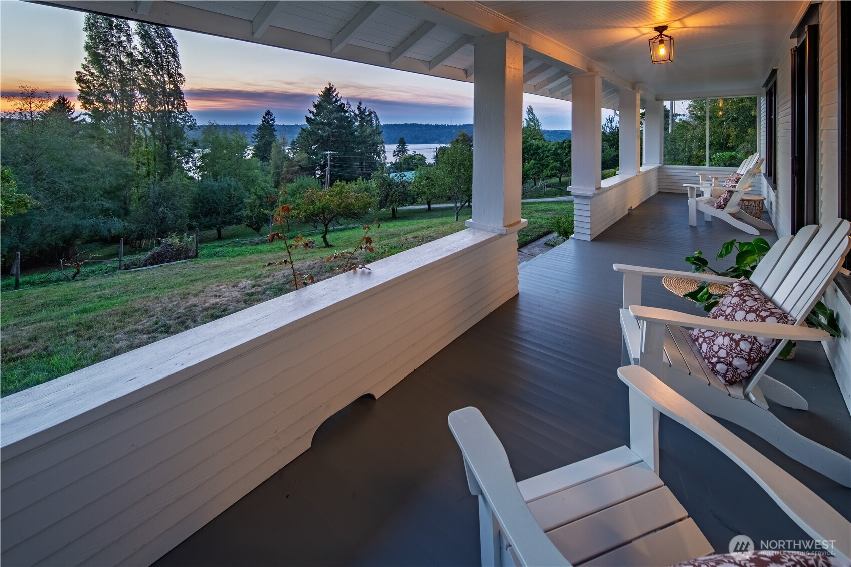 16832 McIntyre Road SW, Vashon, WA 98070