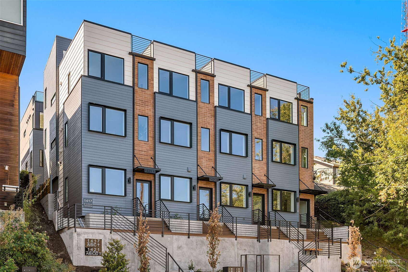 1421 19th Avenue, Seattle, WA 98122