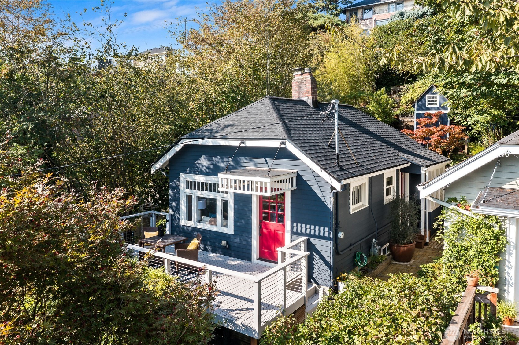 1611 Taylor Avenue N, Seattle, WA 98109