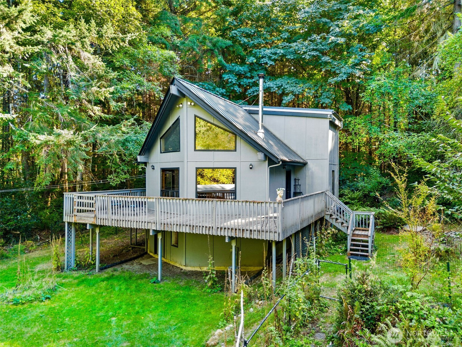 110 E Beach Shore Drive, Shelton, WA 98584