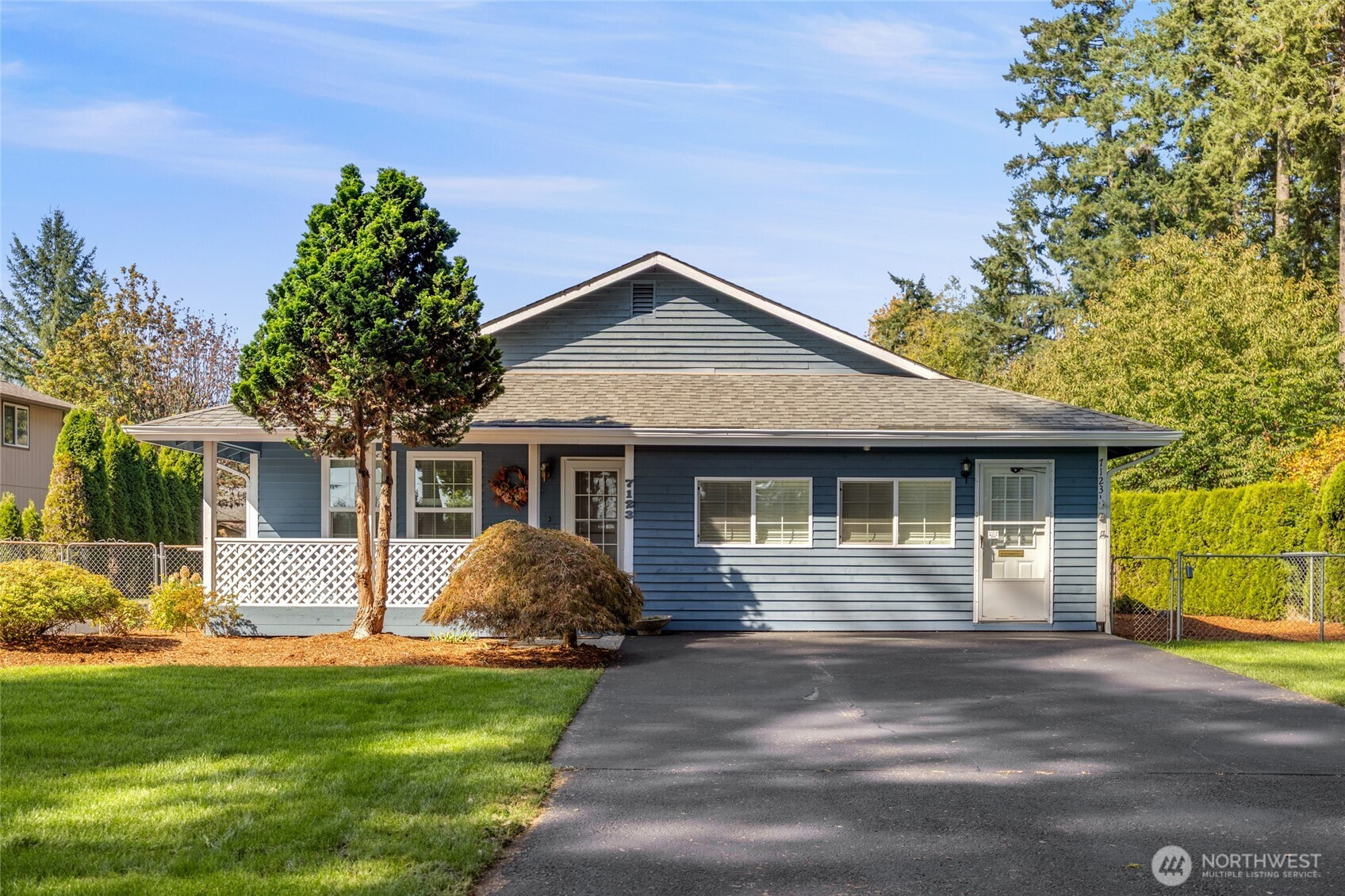 7123 Lakeside Street SW, Olympia, WA 98512