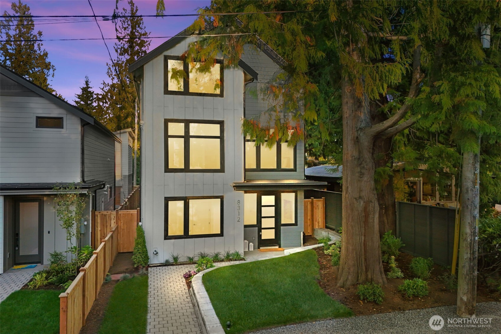 8312 28th Avenue NE, Seattle, WA 98115