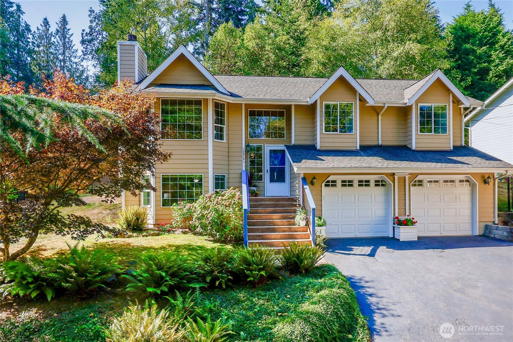 20791 Nachant Drive NE, Indianola, WA 98342
